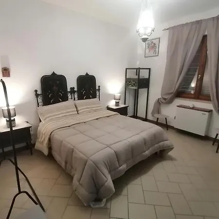 Residenza Schinardi בית הארחה אוריסטאנו