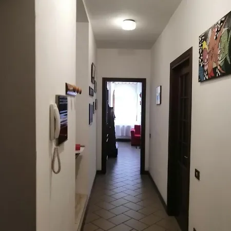 Residenza Schinardi ゲストハウス オリスターノ