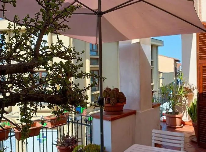 Residenza Schinardi 招待所 奥里斯塔诺